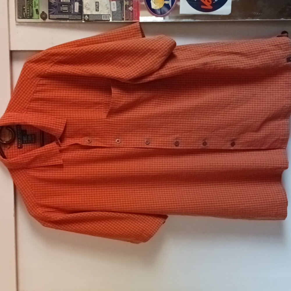 Royal Robbins button up shirt. Large